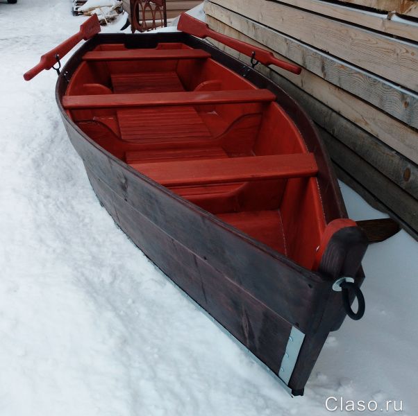 Лодка деревянная для рыбалки / охоты