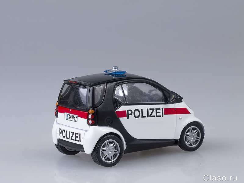 Полицейские машины мира №45 SMART CITY COUPE